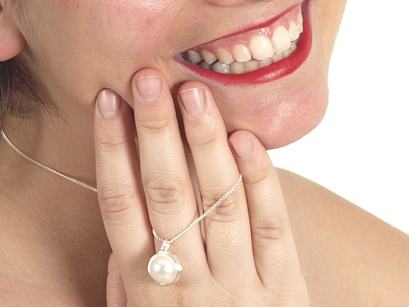 Silver Necklace with Pearl