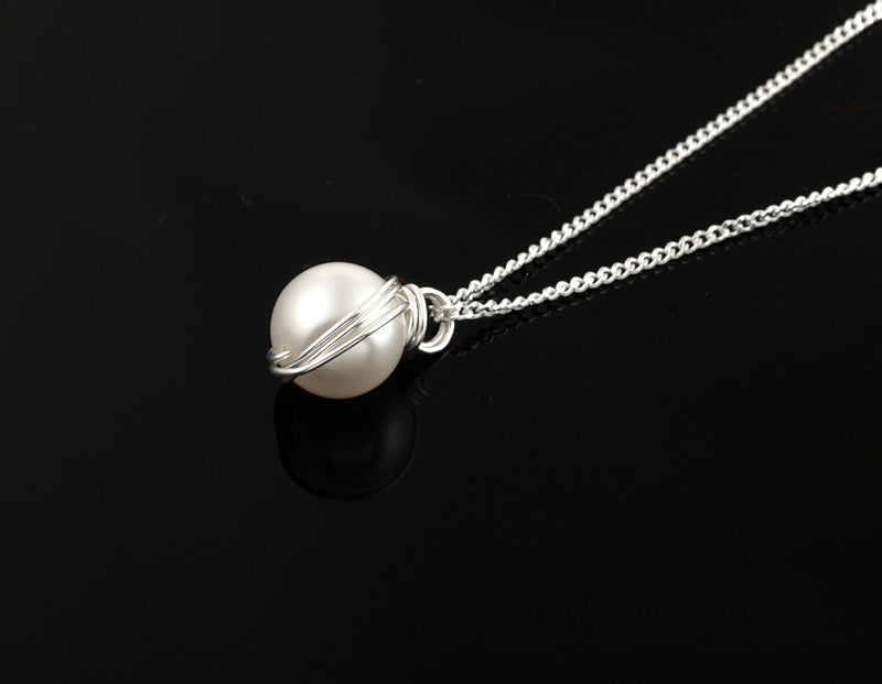 Silver Necklace with Pearl