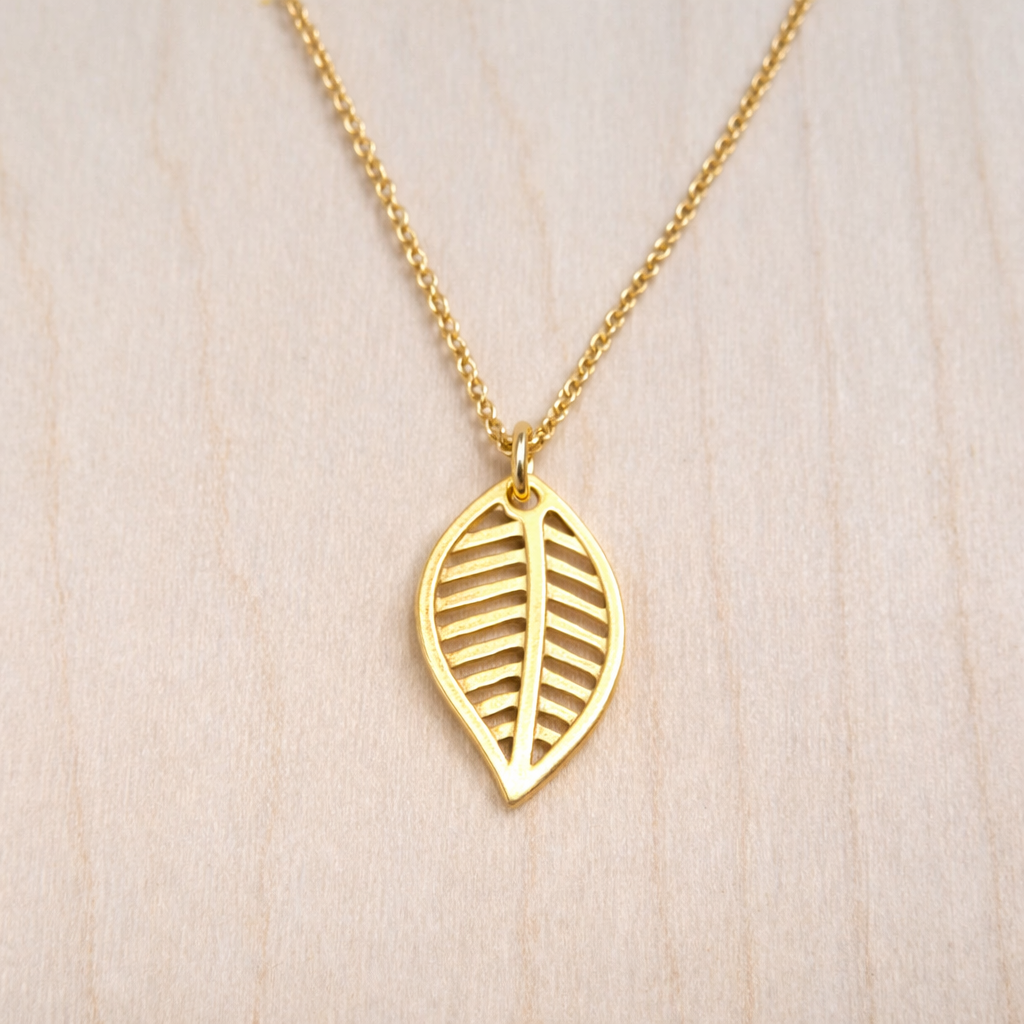 GF LINK NECKLACE, LEAF PENDANT