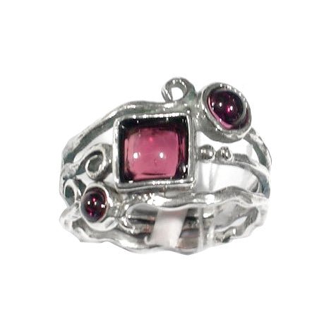 Silver Ring With Garnet