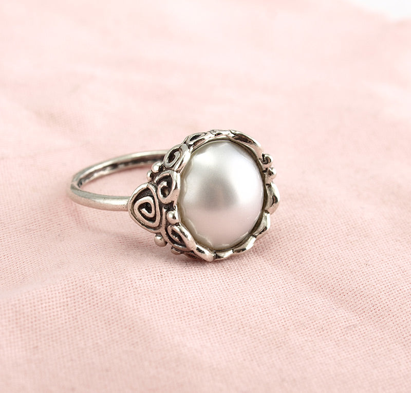 Silver Ring with Pearl