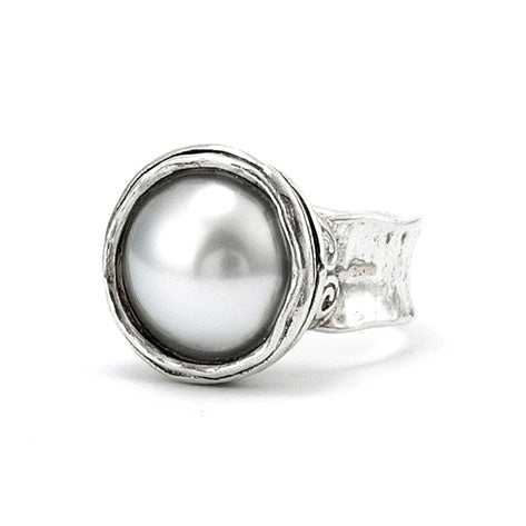Silver Ring with Pearl