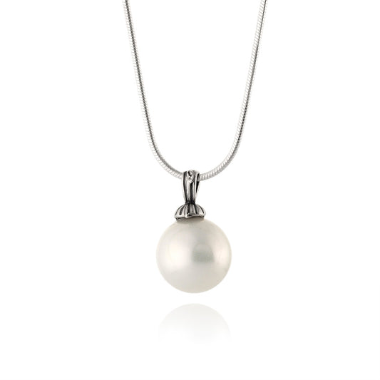 Silver Necklace with Pearl