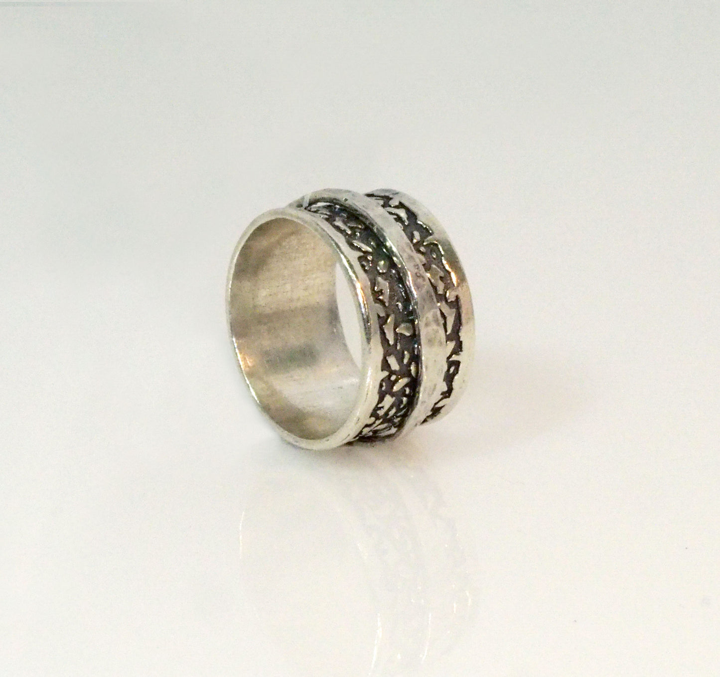 Silver Spinning Ring